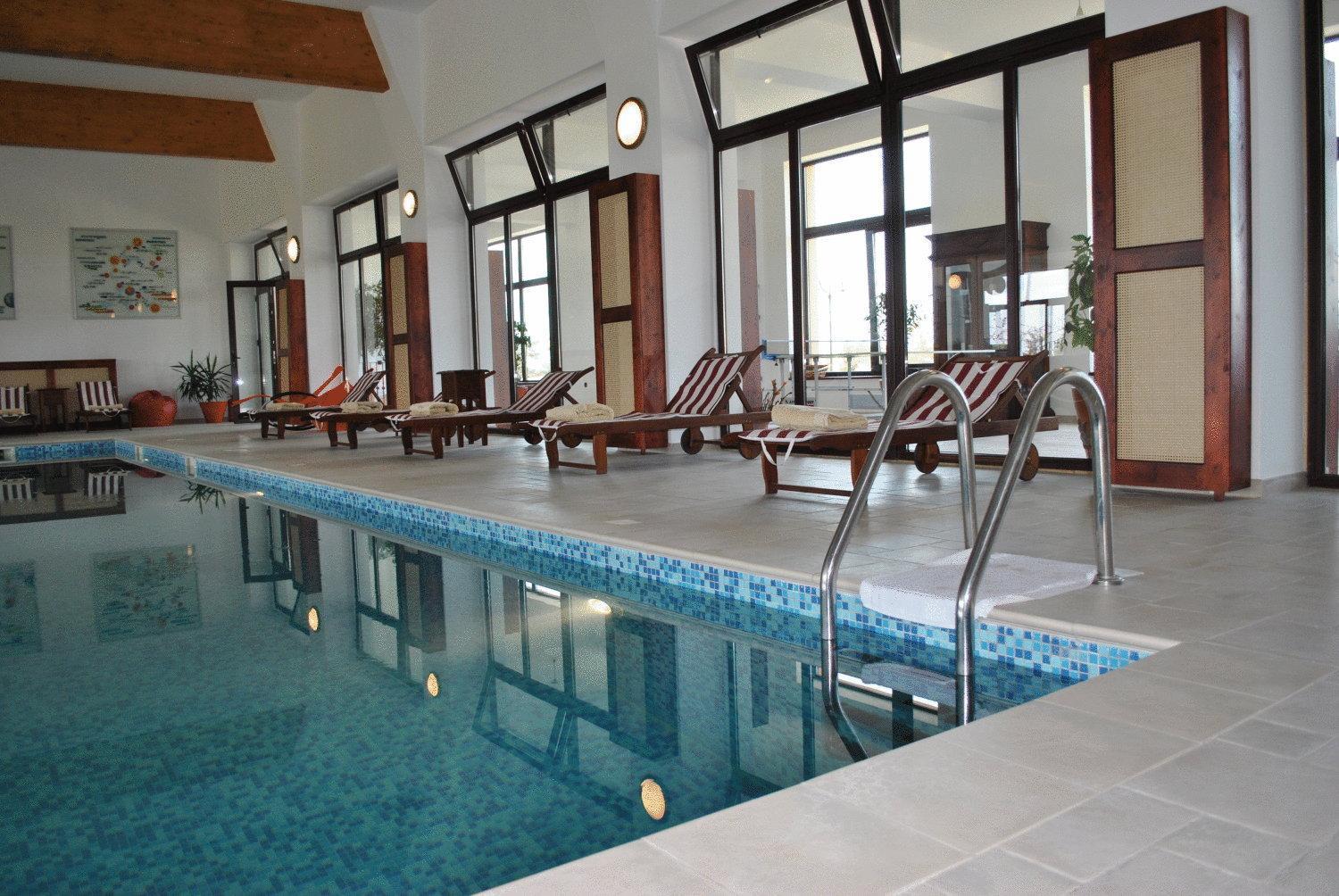 Club Insieme Grand Resort Potlogi المظهر الخارجي الصورة