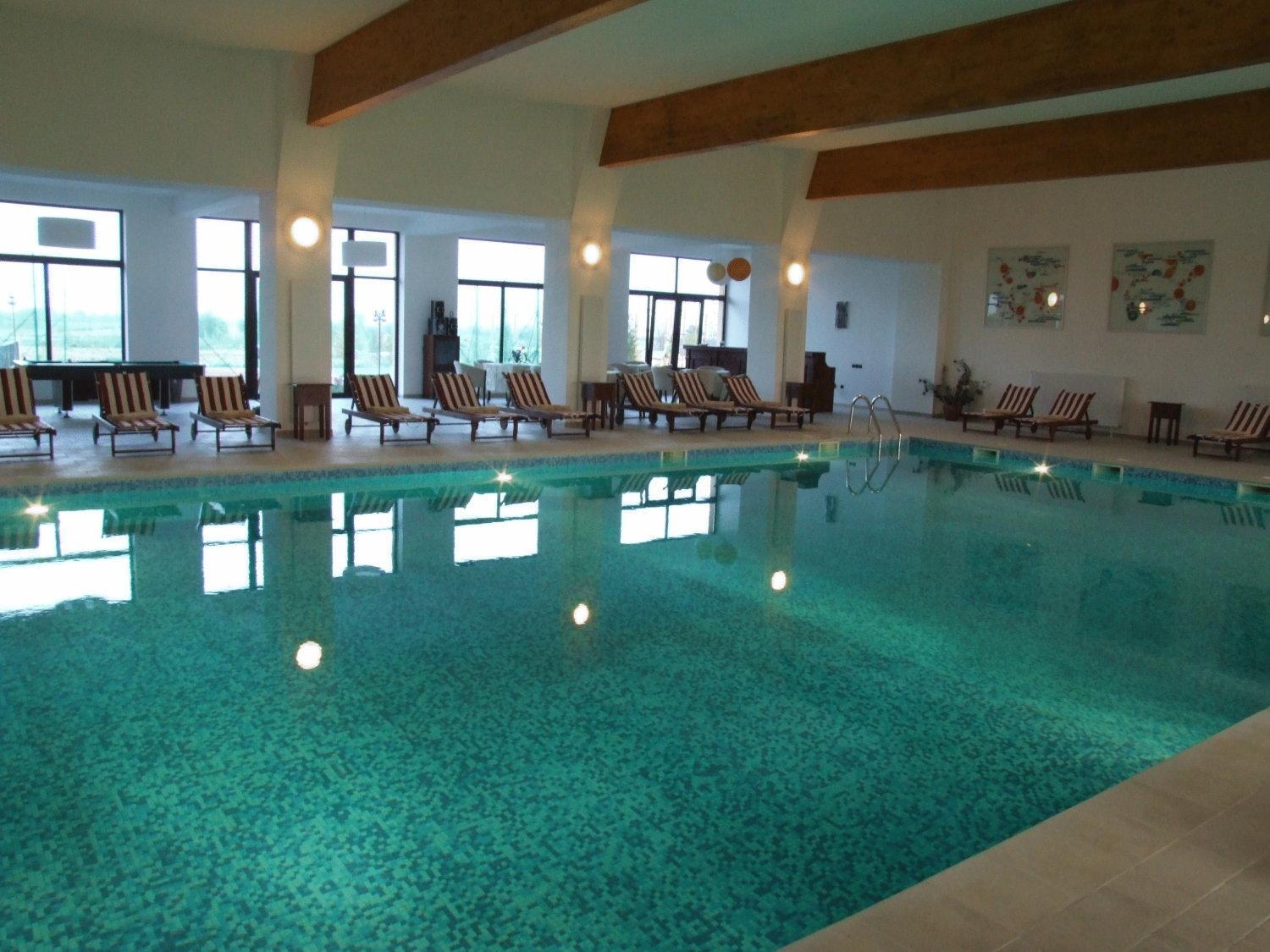 Club Insieme Grand Resort Potlogi المظهر الخارجي الصورة