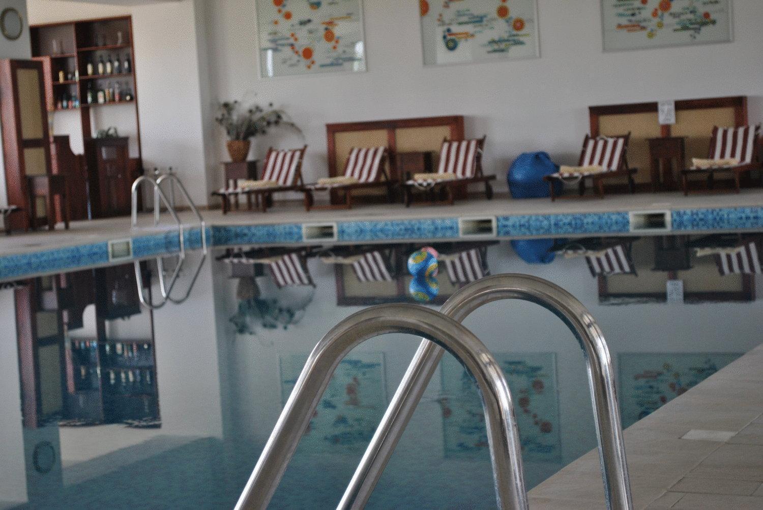 Club Insieme Grand Resort Potlogi المظهر الخارجي الصورة