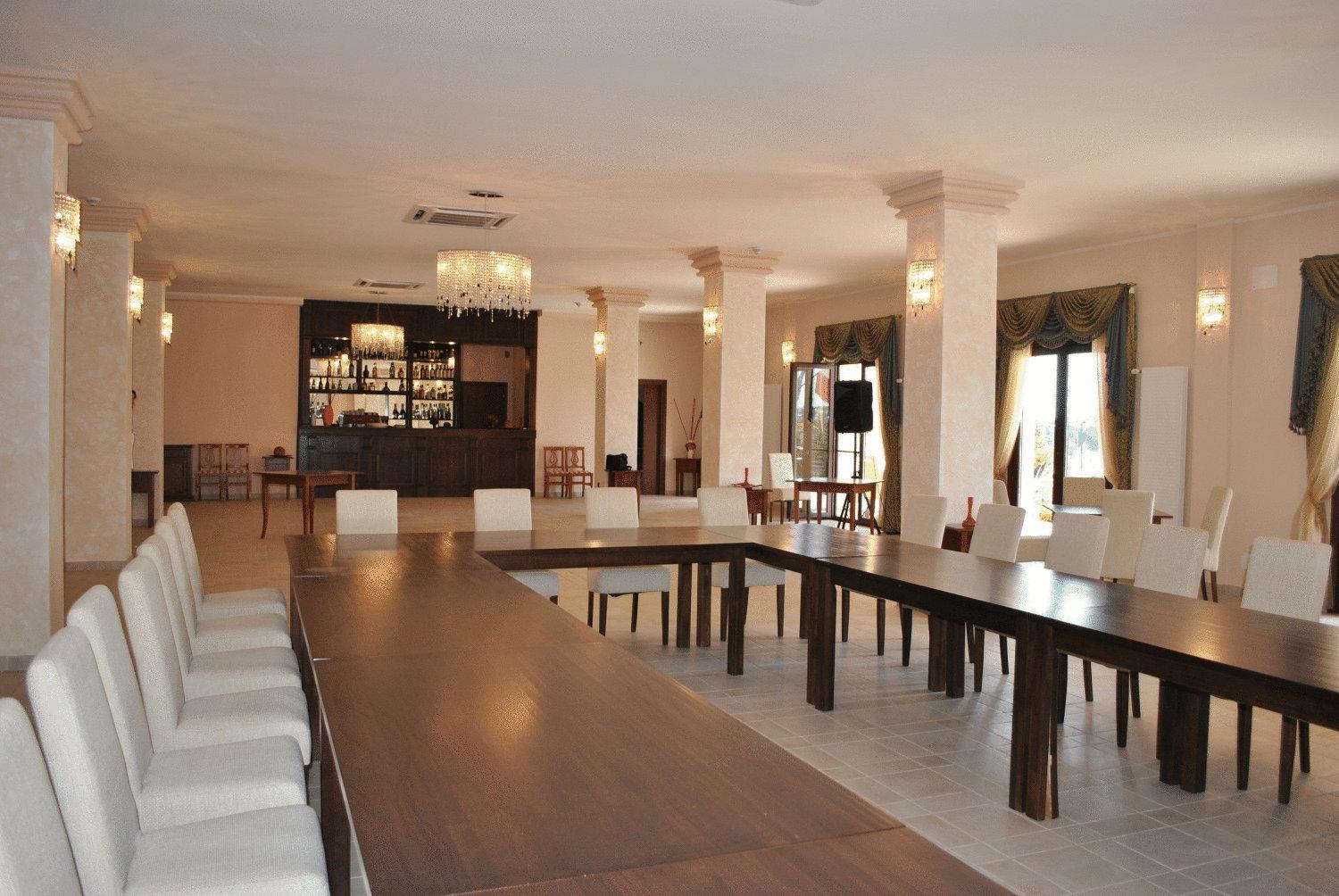 Club Insieme Grand Resort Potlogi المظهر الخارجي الصورة